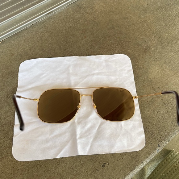 Authentic ray ban polarized square sunglasses - Picture 5 of 7
